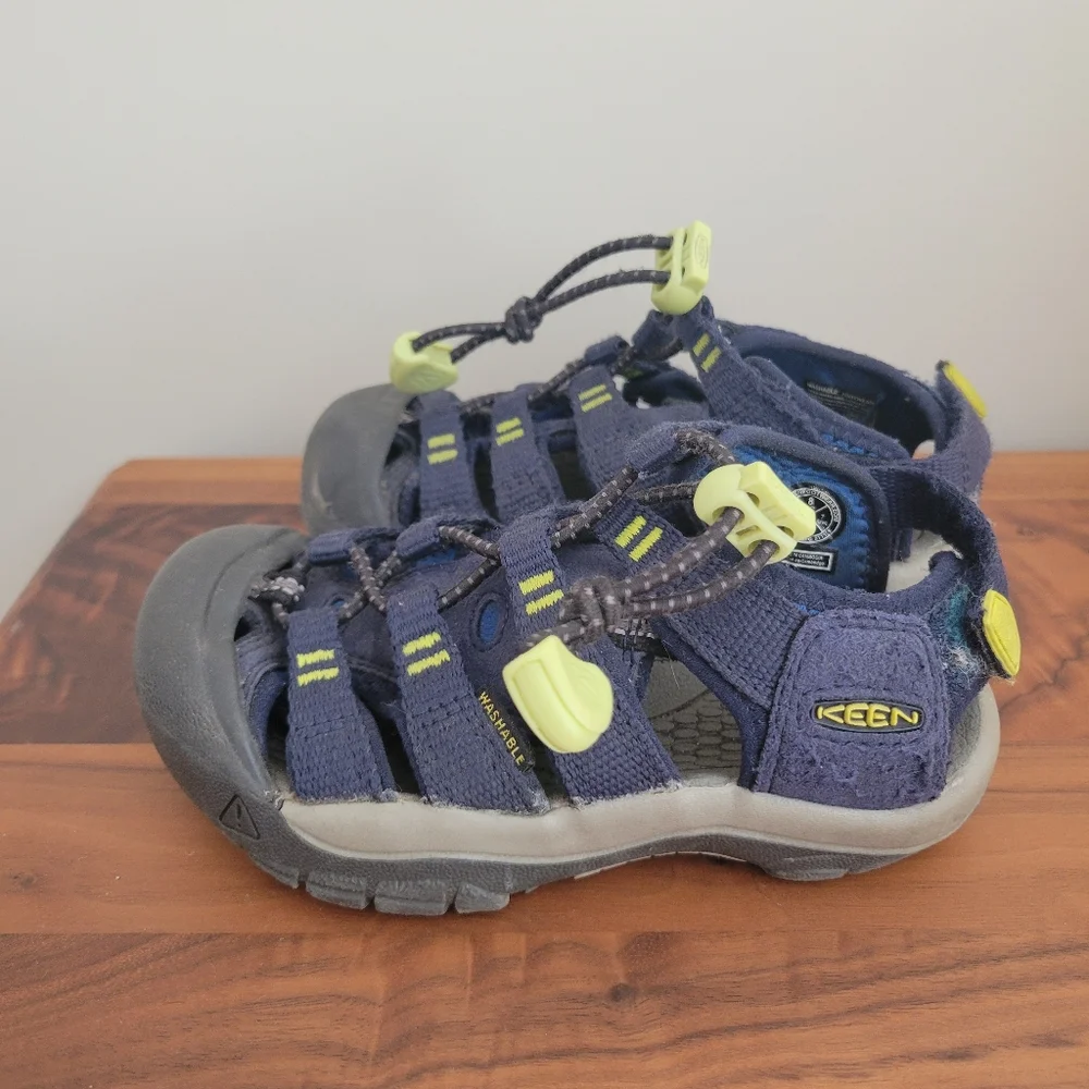 Keen Toddler Sandals - Picture 6 of 9